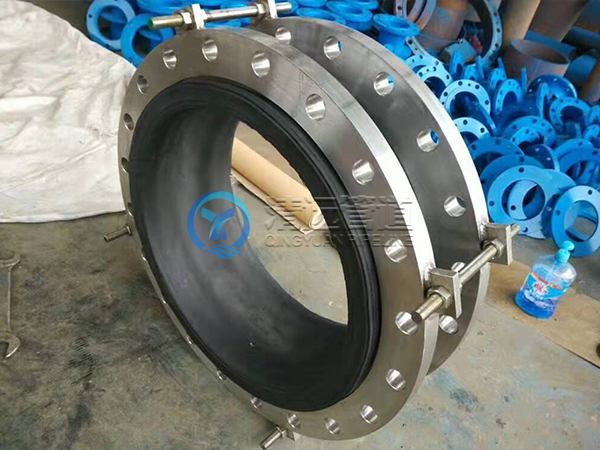 不（bú）鏽鋼伸縮接頭
